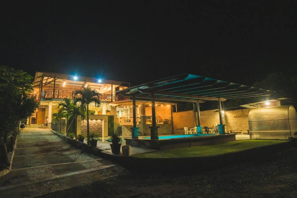 Quinta Betania Villa Puyo Exteriör bild